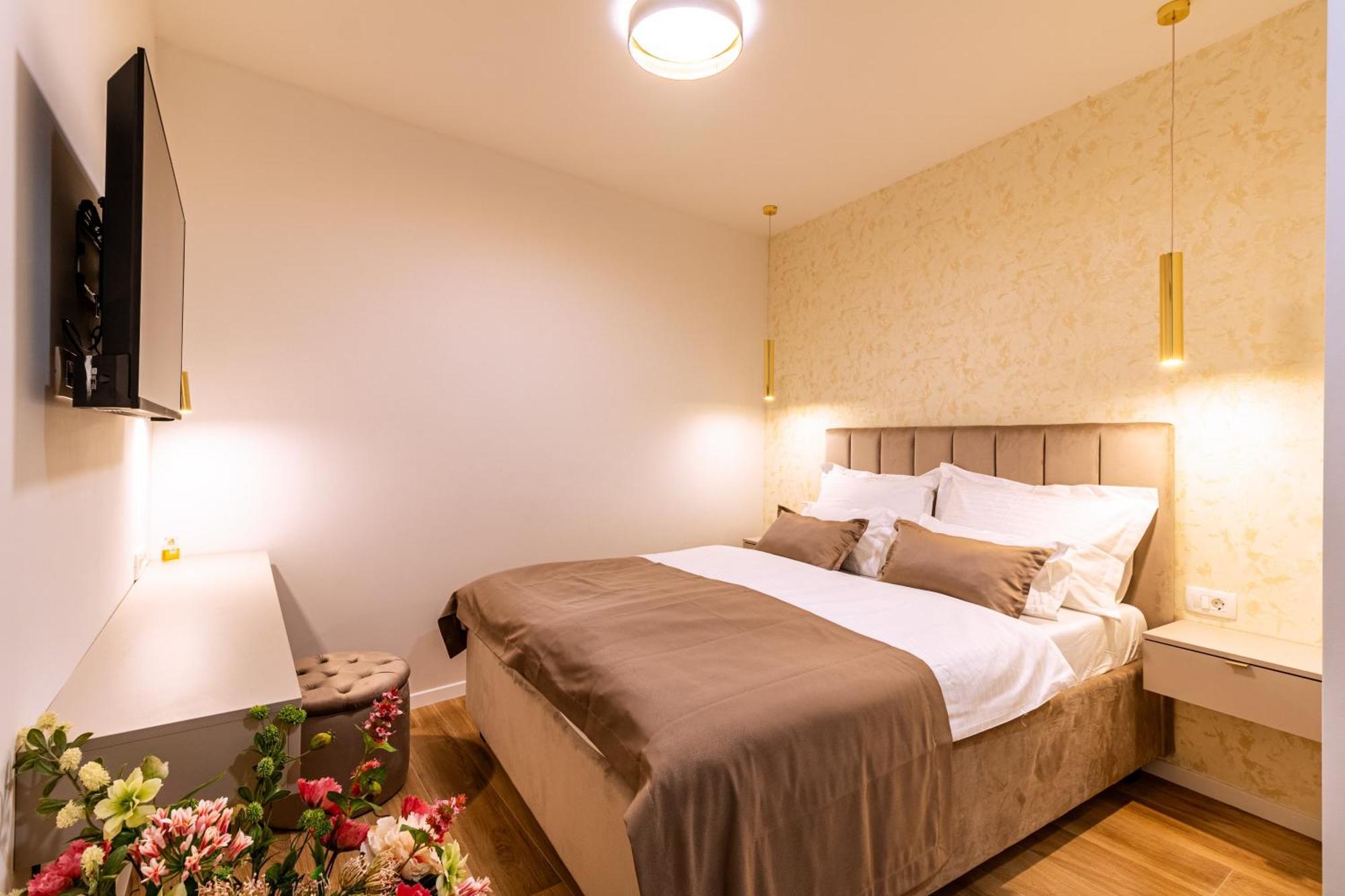 Luxury 2 Bedroom-2 Bathroom Apartment & Studio App With Rooftop Terrace Split Ngoại thất bức ảnh