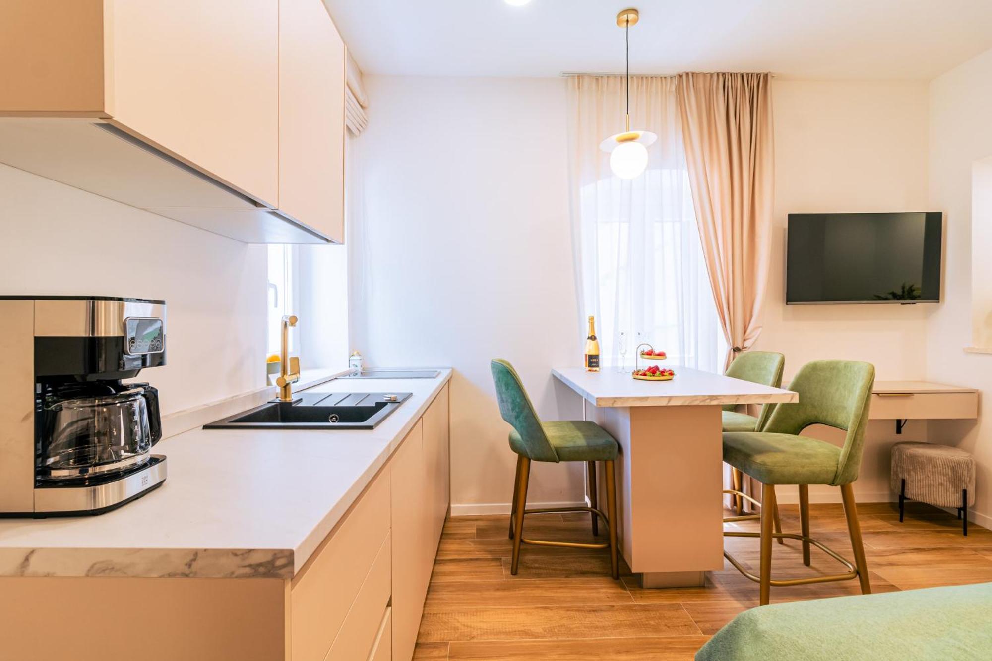 Luxury 2 Bedroom-2 Bathroom Apartment & Studio App With Rooftop Terrace Split Ngoại thất bức ảnh